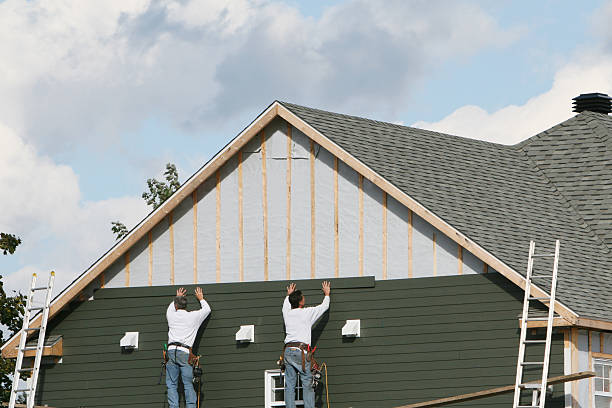 Professional Siding Contractor technician working in Morrow, OH